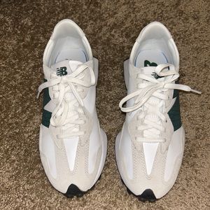 New Balance 327’s